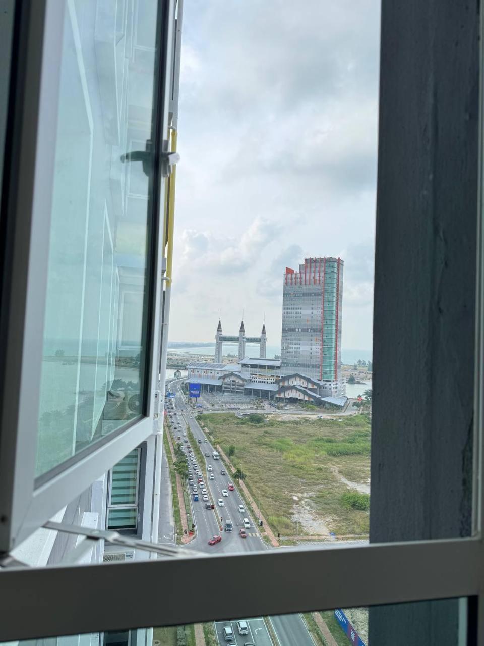 D'ciella Homes- Sea View, Drawbridge & Ktcc Mall Pangsapuri *